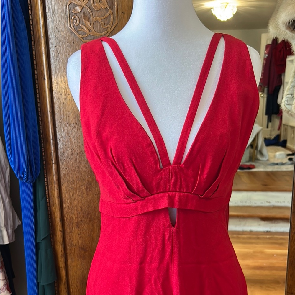 Elegant Backless Red Dress